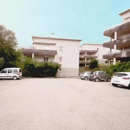 Grand F2 Avec Terrasse Spacieuse, Centre Lejlighed *